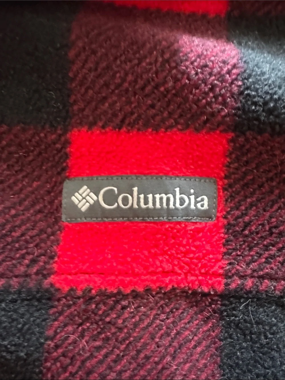 Columbia Red and Black Buffalo Plaid Mens fleece Jacket